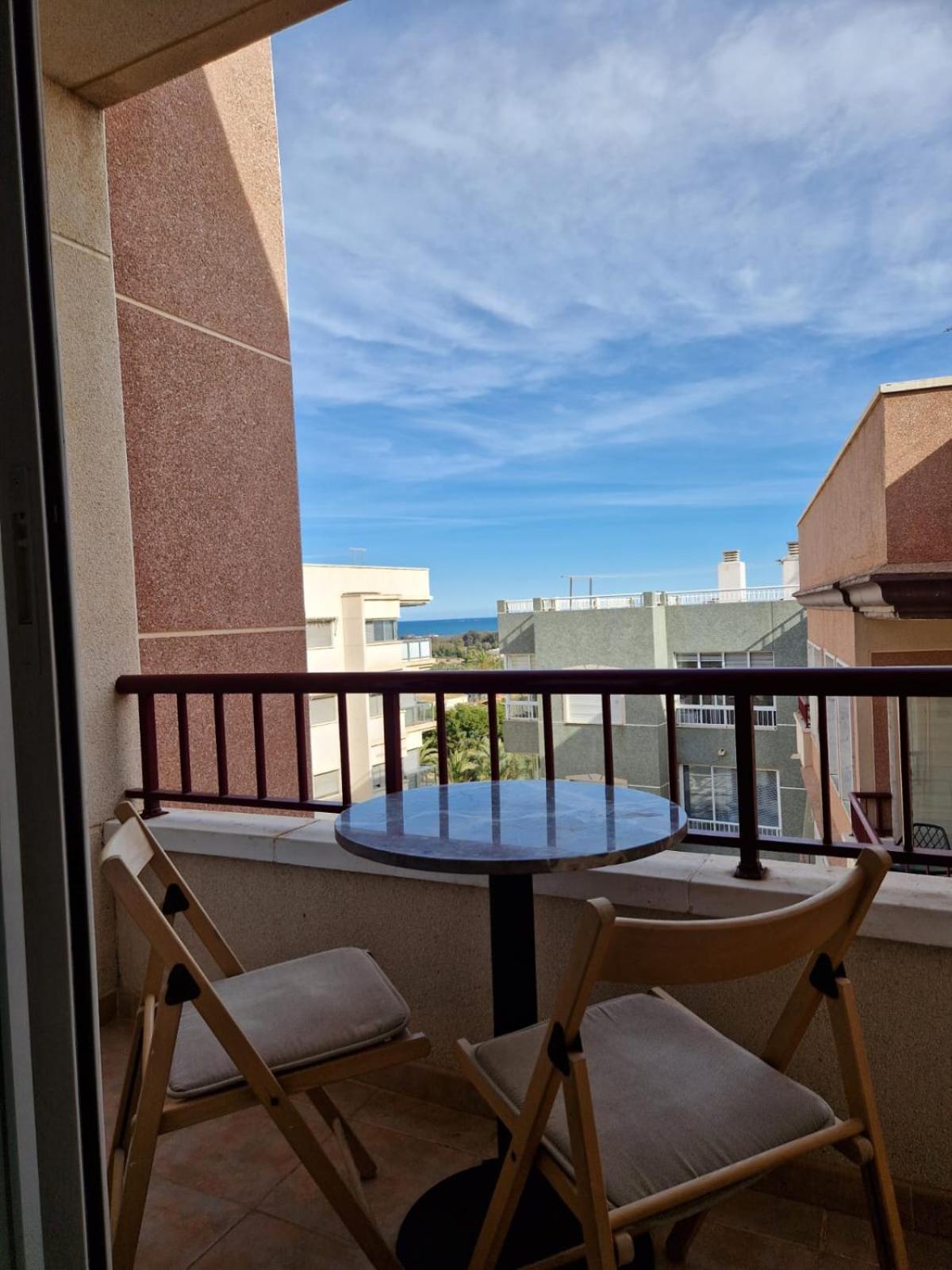 Apartmán Bonito Piso Al Lado Del Mar! La Mariña Exteriér fotografie